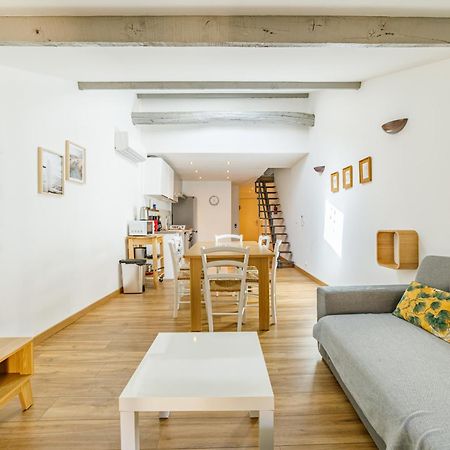 T3 Residence De Tourisme Voltaire Hyères Exteriör bild