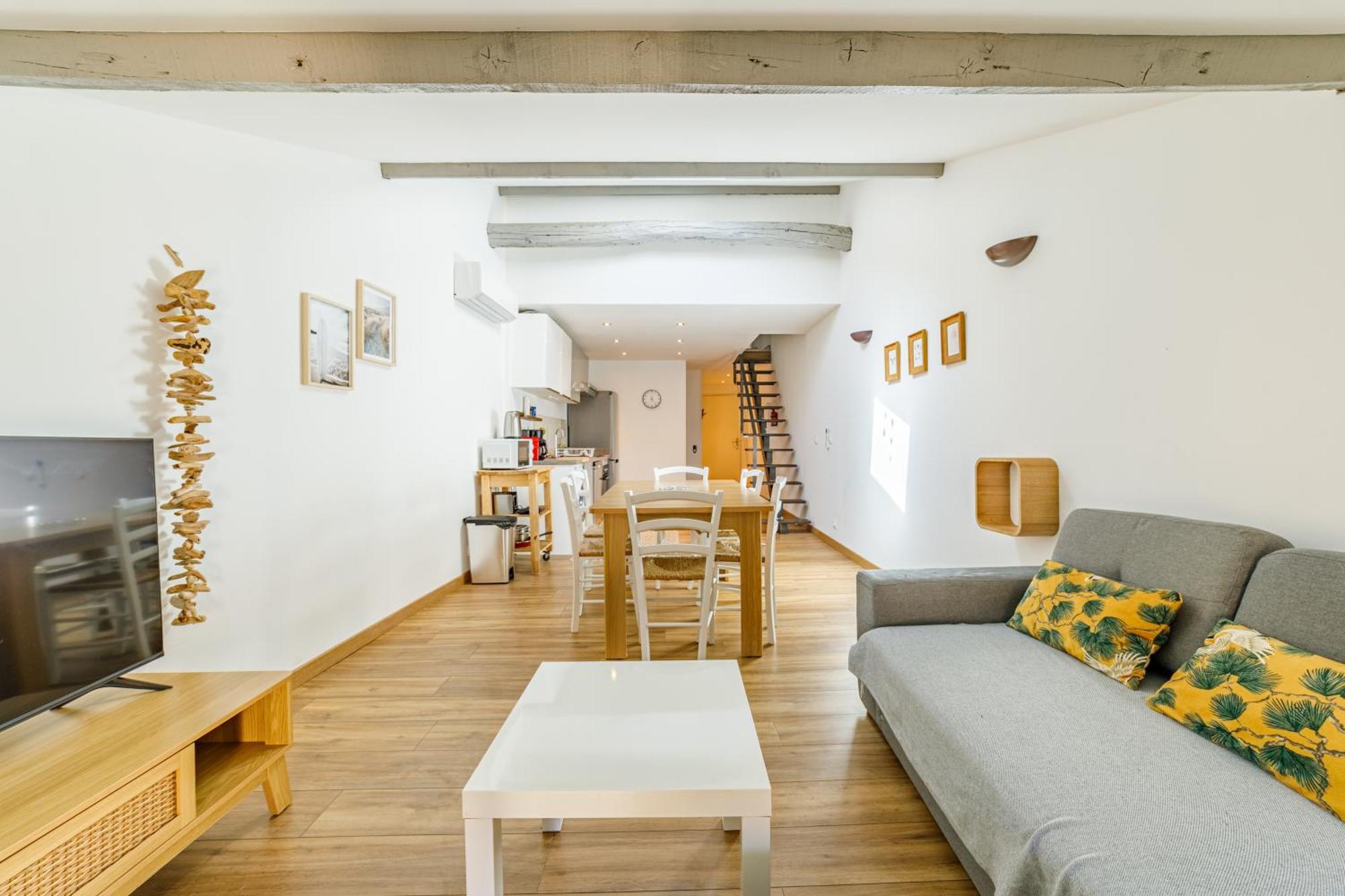 T3 Residence De Tourisme Voltaire Hyères Exteriör bild